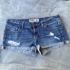 Victoria’s Secret PINK denim shorts size 8 dark blue